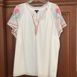 New Talbots XL Peasant Style lined Top white with Embroidery NWT